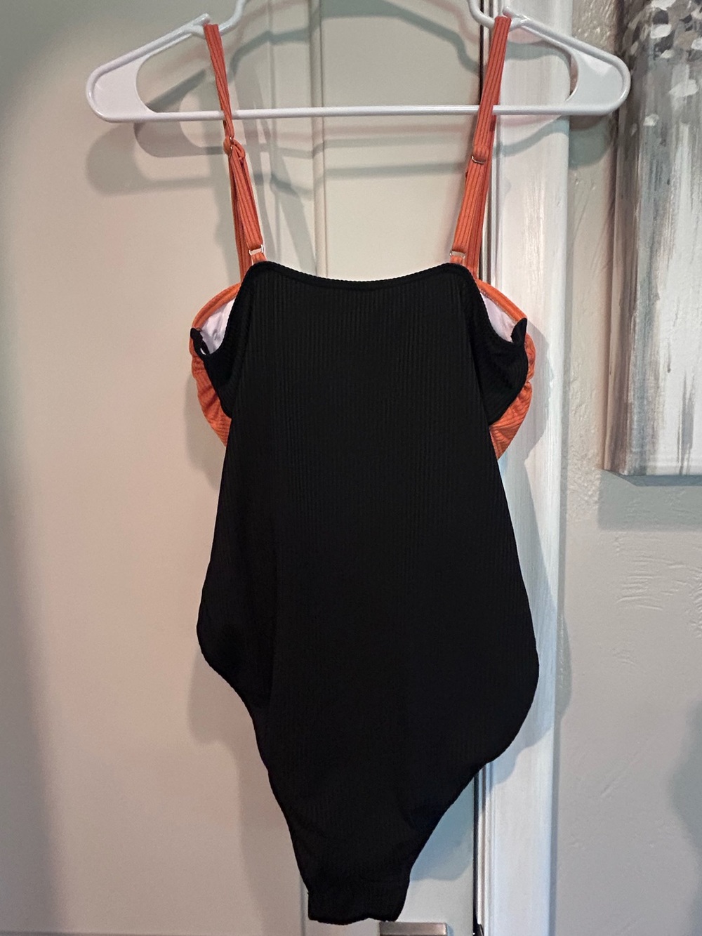 Cutout Ribbed Colorblock One-Piece Swimsuit - Picture 5 of 16